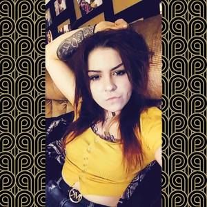 Meet your Posher, Lorraine